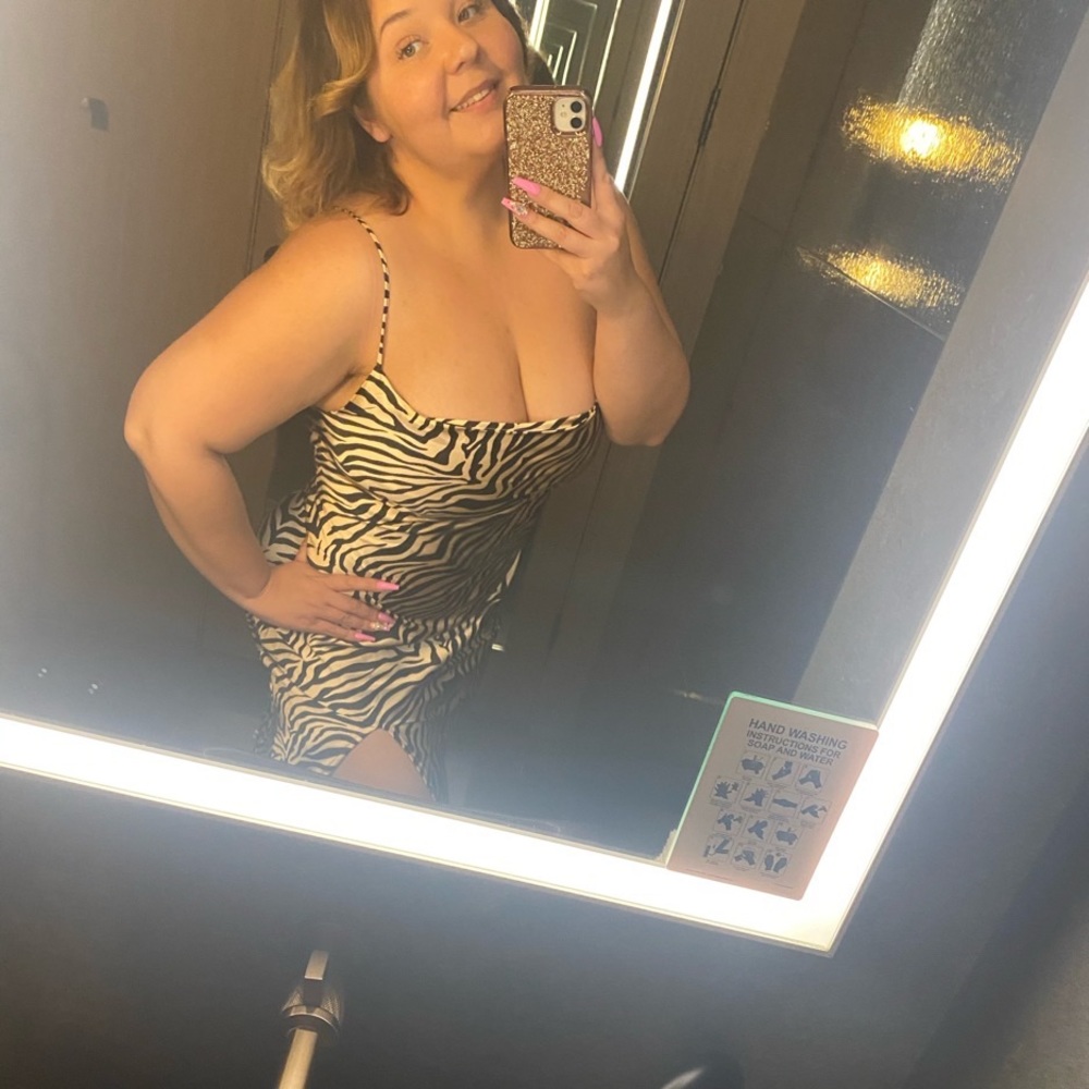 Meet your Posher, Danitxa